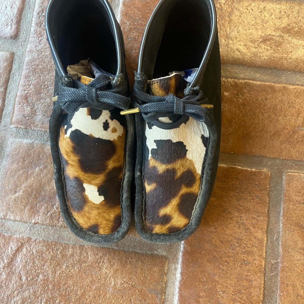 Clarks Black and Brown Animal Print Moccasins